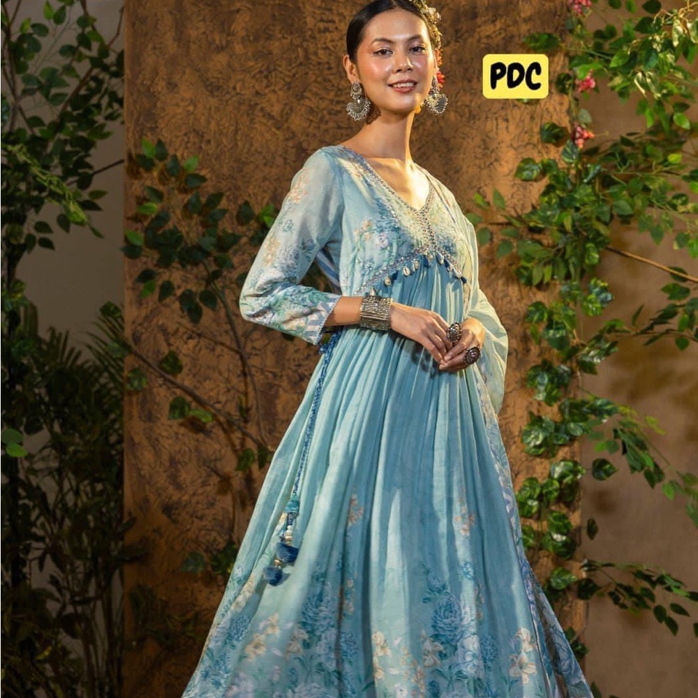 Alia cut dress